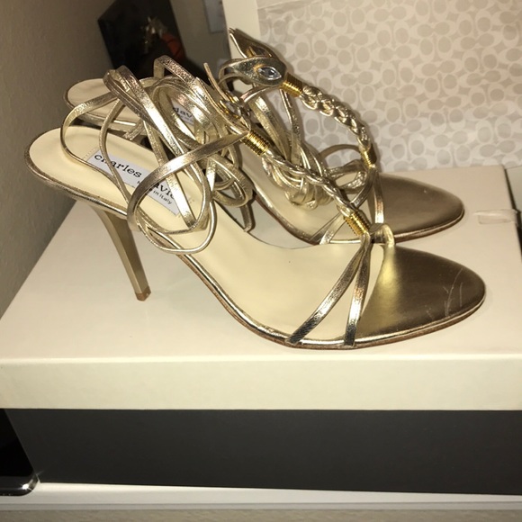 Heels - Picture 3 of 4